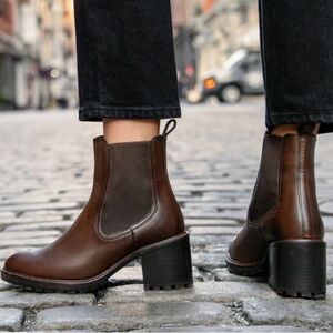 Thursday Boot co. Brown Leather Ankle Boots
